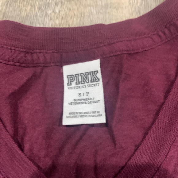 VS Pink V-Neck - Picture 2 of 2